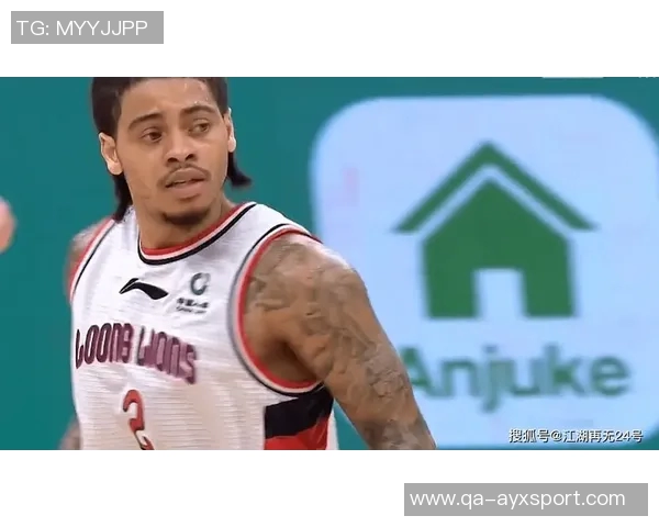 克洛尼首节火力全开四记三分狂砍13分1板1断展现神准外线能力 克洛尼首节火力全开四记三分狂砍13分1板1断展现神准外线能力