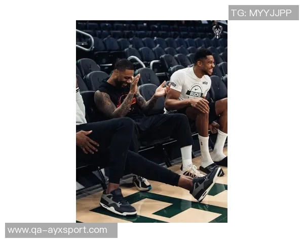 老友重聚利拉德与字母哥兄弟情深热聊共叙昔日辉煌时光